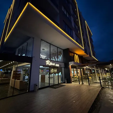 Rena Grand & Hotel *