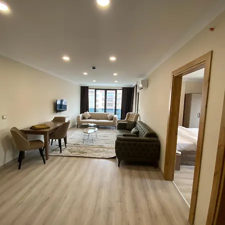 酒店 Rena Grand & *