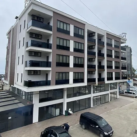 Rena Grand & 特拉布宗