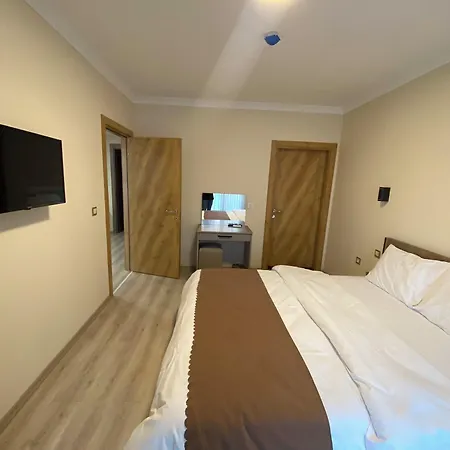 酒店 Rena Grand & *