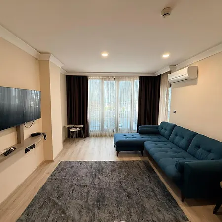 Rena Grand & Hotel *