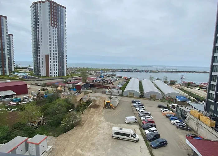 Rena Grand & 酒店 *